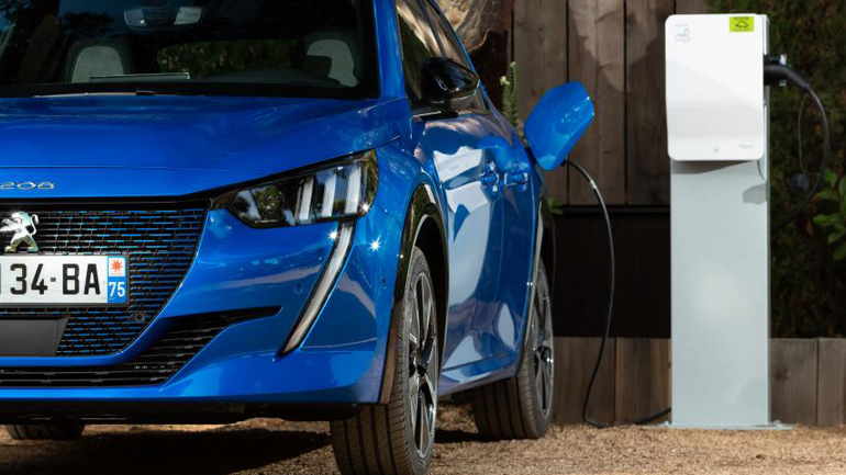 Τα ηλεκτρικά που πουλήθηκαν τον Ιούλιο στην Ελλάδα